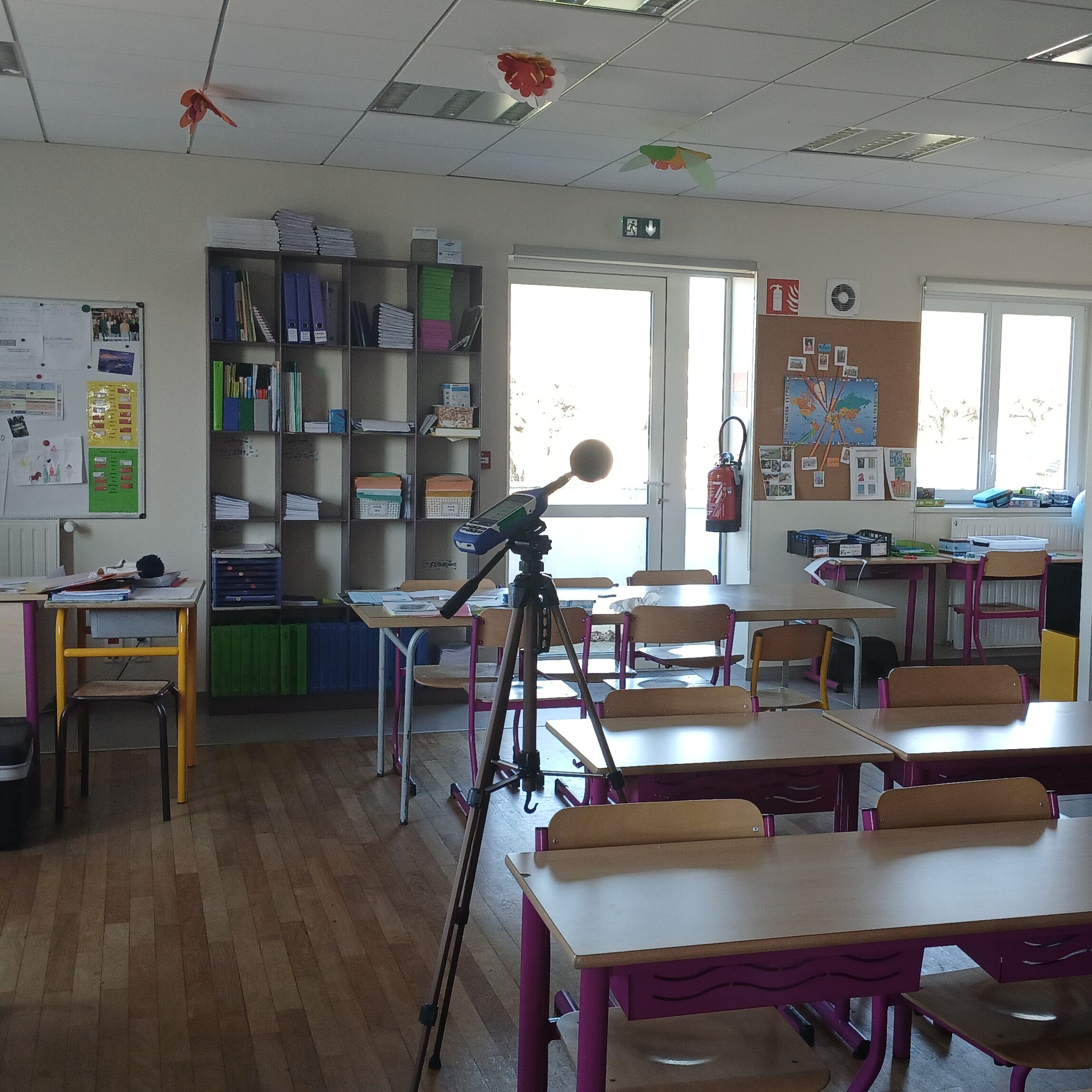 Etude de la réverbération dans une salle de classe (50)